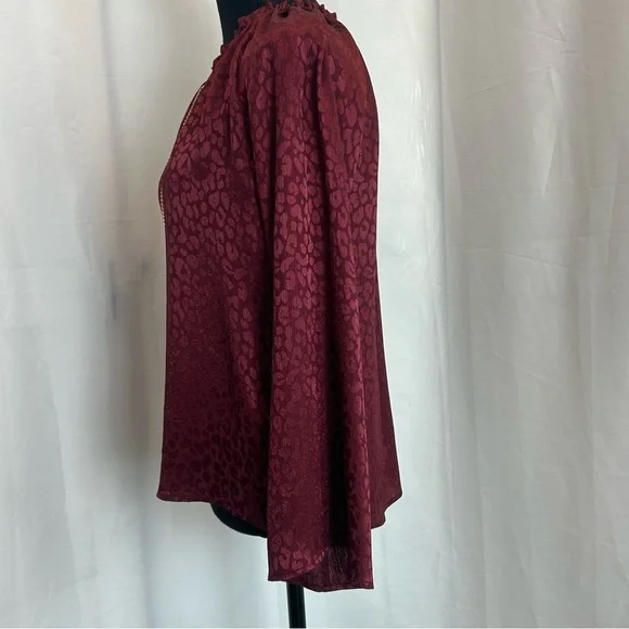 Michael Michael Kors red burgundy leopard cheetah print gold tone chain blouse - Picture 3 of 11